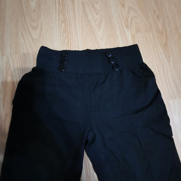 Black pants - Picture 2 of 8